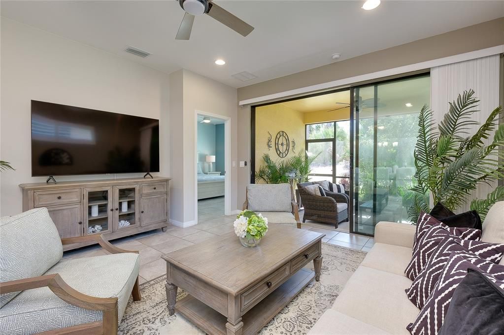 Active With Contract: $339,000 (2 beds, 2 baths, 1515 Square Feet)