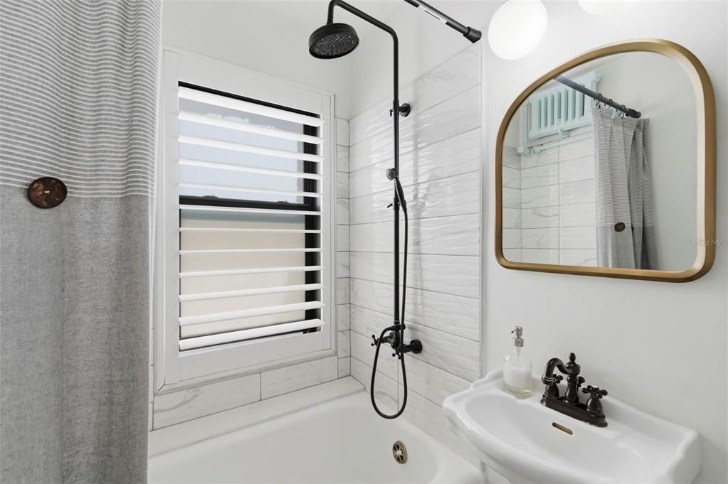Activo con contrato: $199,000 (0 camas, 1 baños, 425 Pies cuadrados)