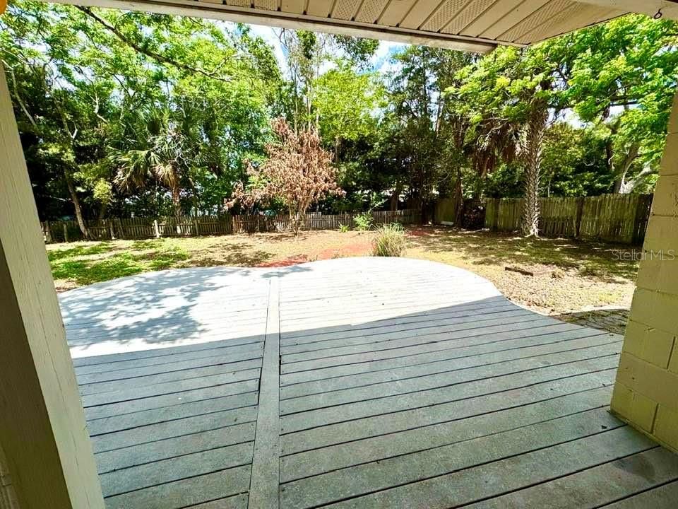 На продажу: $325,000 (4 спален, 2 ванн, 1712 Квадратных фут)