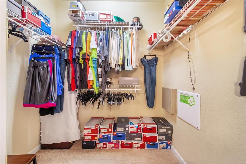 На продажу: $250,000 (2 спален, 2 ванн, 1435 Квадратных фут)