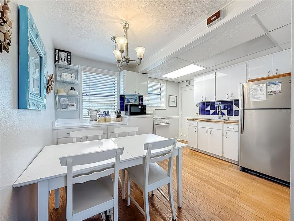 En Venta: $450,000 (2 camas, 1 baños, 770 Pies cuadrados)
