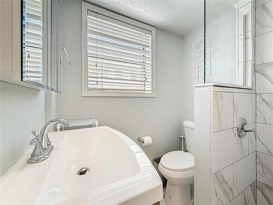 En Venta: $450,000 (2 camas, 1 baños, 770 Pies cuadrados)