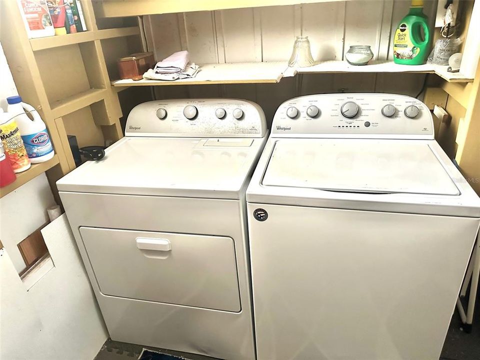 На продажу: $59,900 (1 спален, 1 ванн, 705 Квадратных фут)