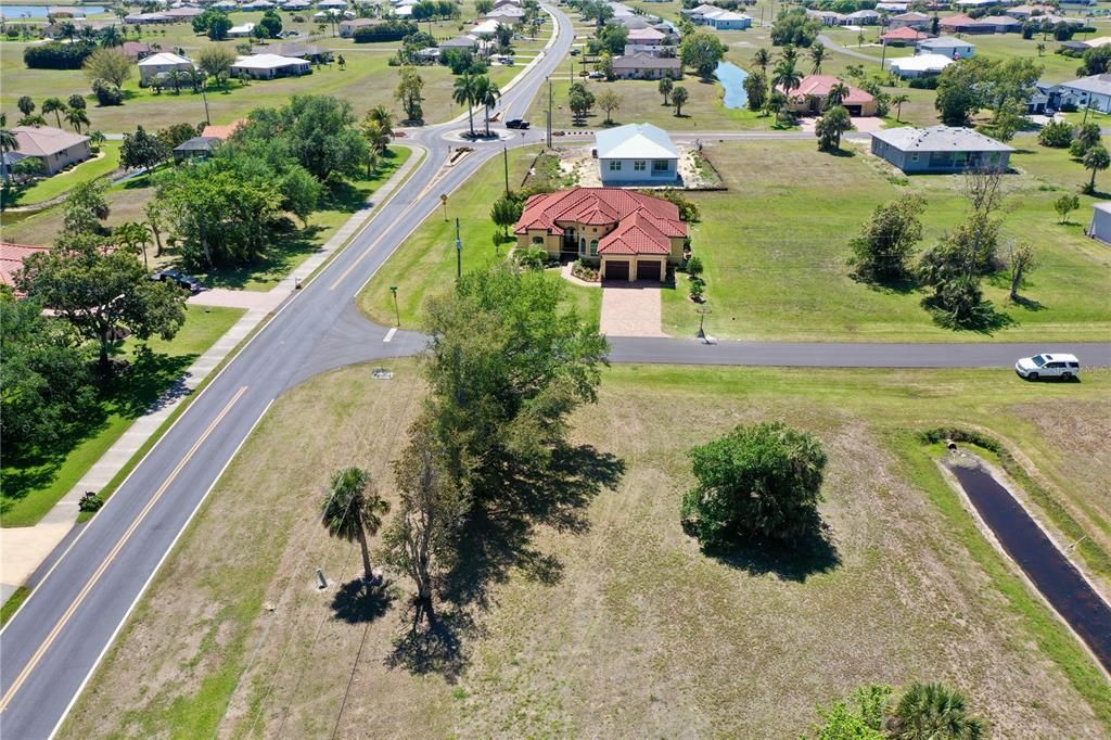 На продажу: $47,000 (0.23 acres)