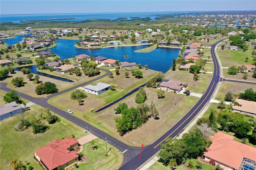 На продажу: $47,000 (0.23 acres)