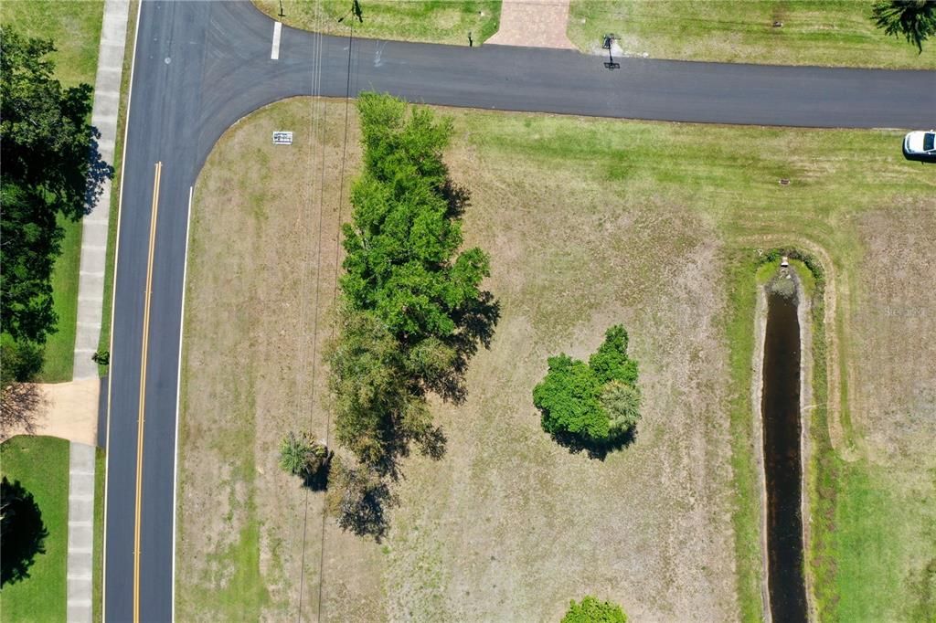 На продажу: $47,000 (0.23 acres)