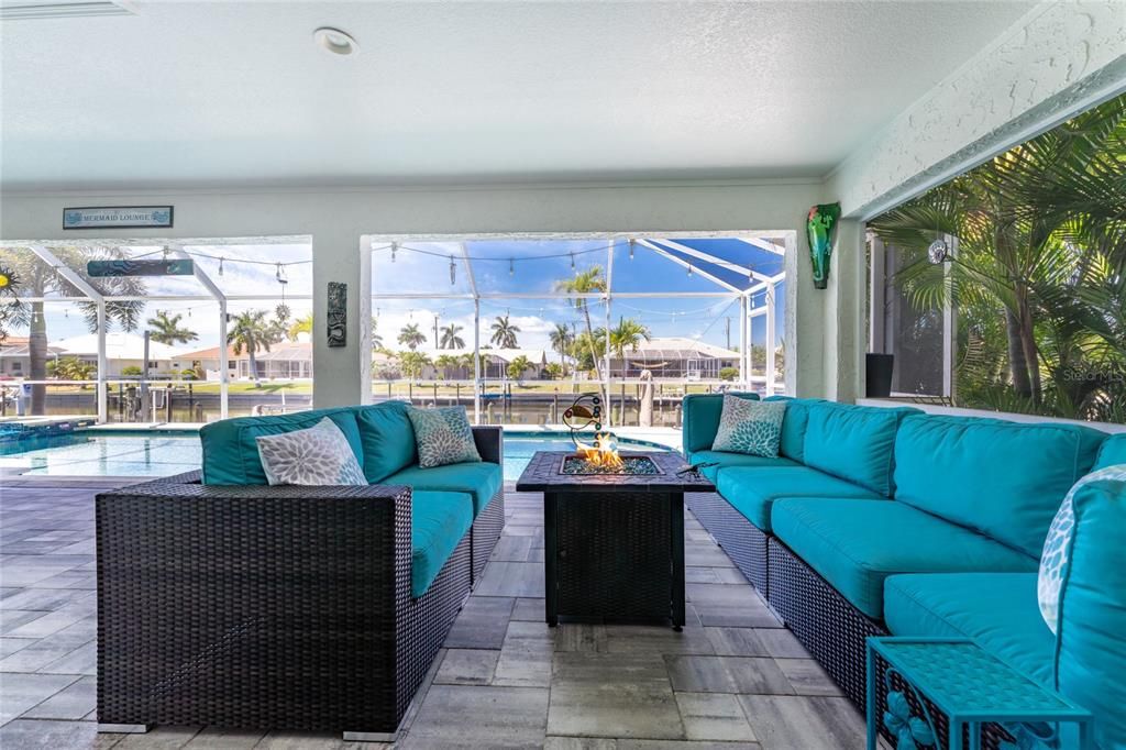 Active With Contract: $849,000 (3 beds, 2 baths, 1884 Square Feet)