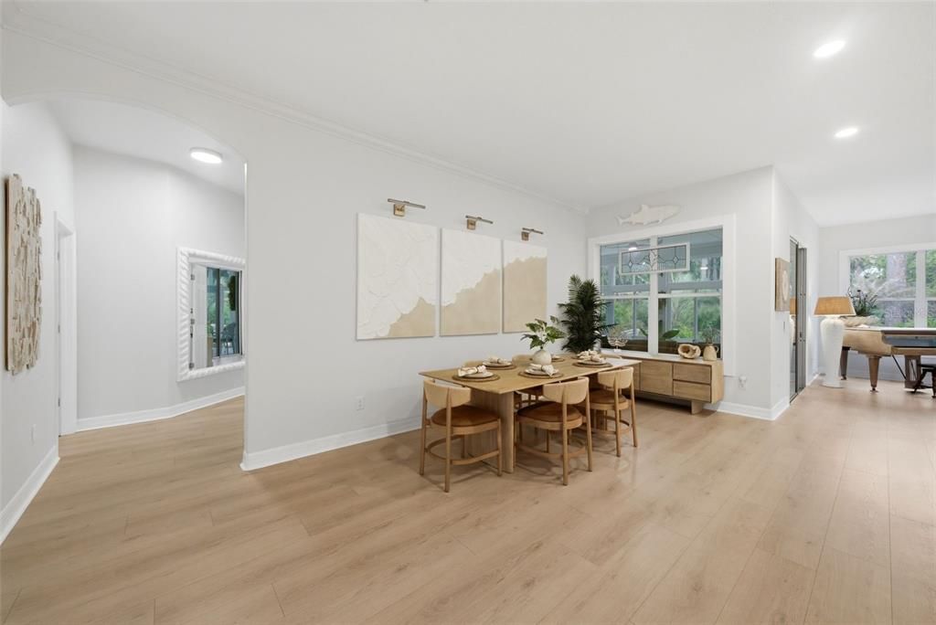 Active With Contract: $675,000 (5 beds, 3 baths, 2594 Square Feet)