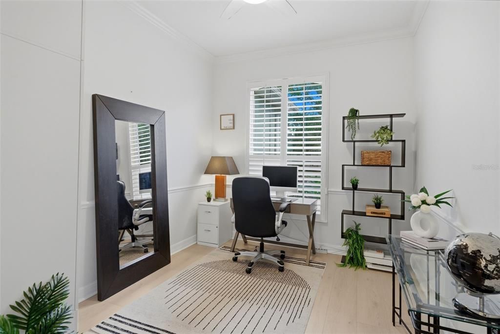 Active With Contract: $675,000 (5 beds, 3 baths, 2594 Square Feet)