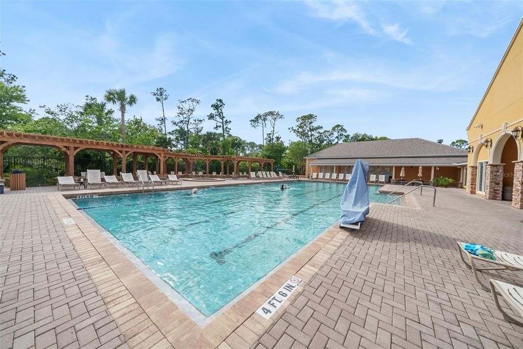 Active With Contract: $675,000 (5 beds, 3 baths, 2594 Square Feet)