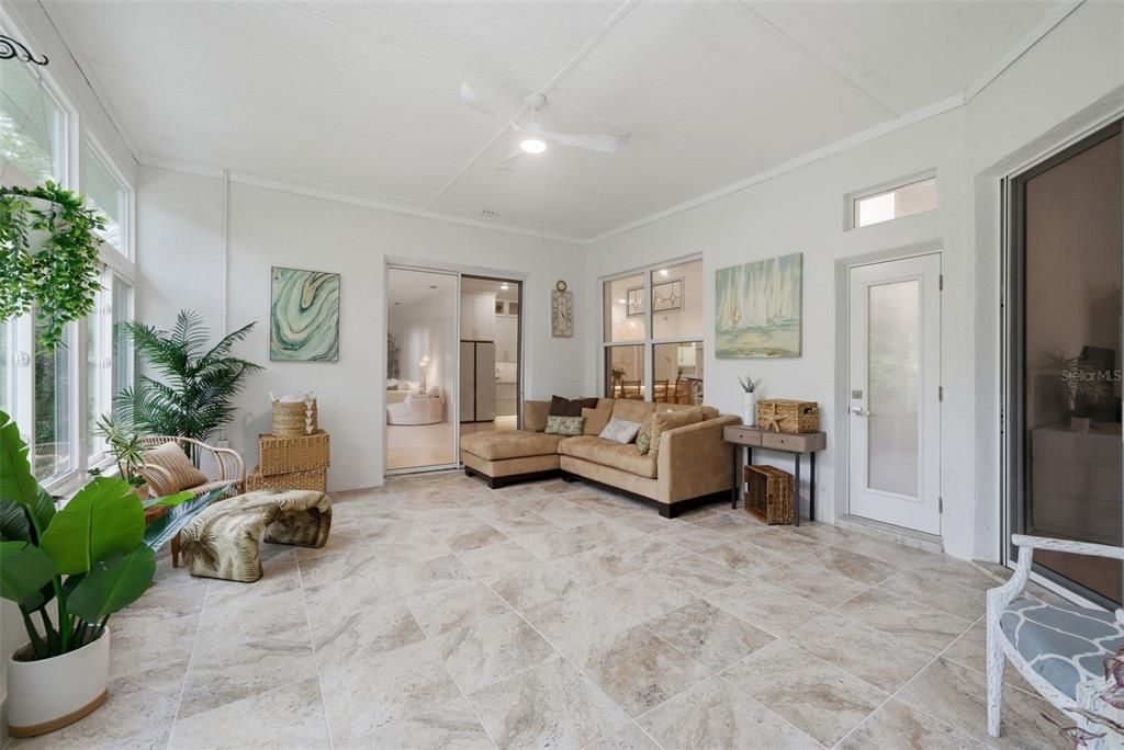 Active With Contract: $675,000 (5 beds, 3 baths, 2594 Square Feet)