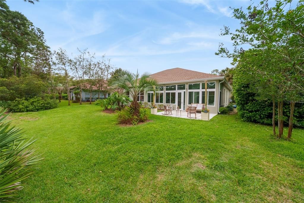 Active With Contract: $675,000 (5 beds, 3 baths, 2594 Square Feet)