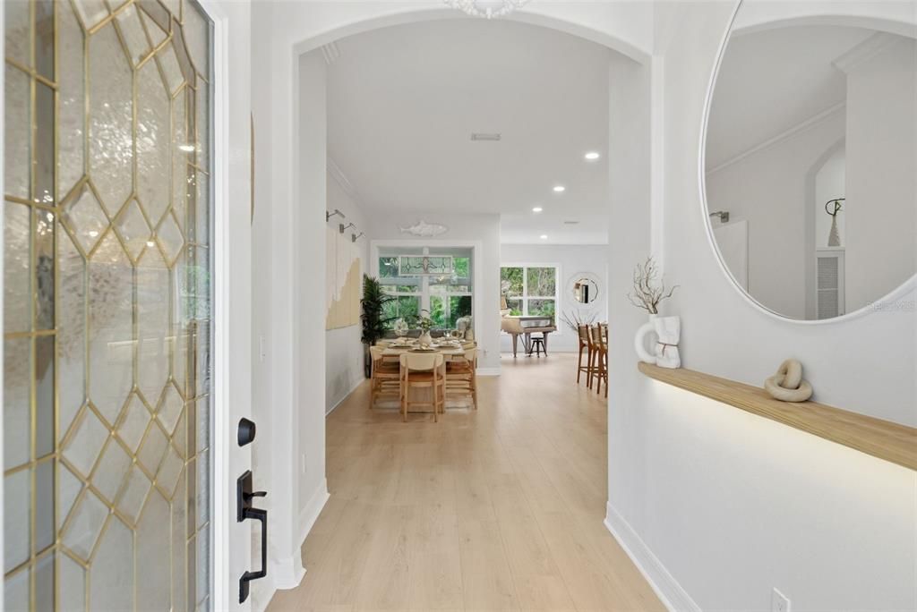 Active With Contract: $675,000 (5 beds, 3 baths, 2594 Square Feet)