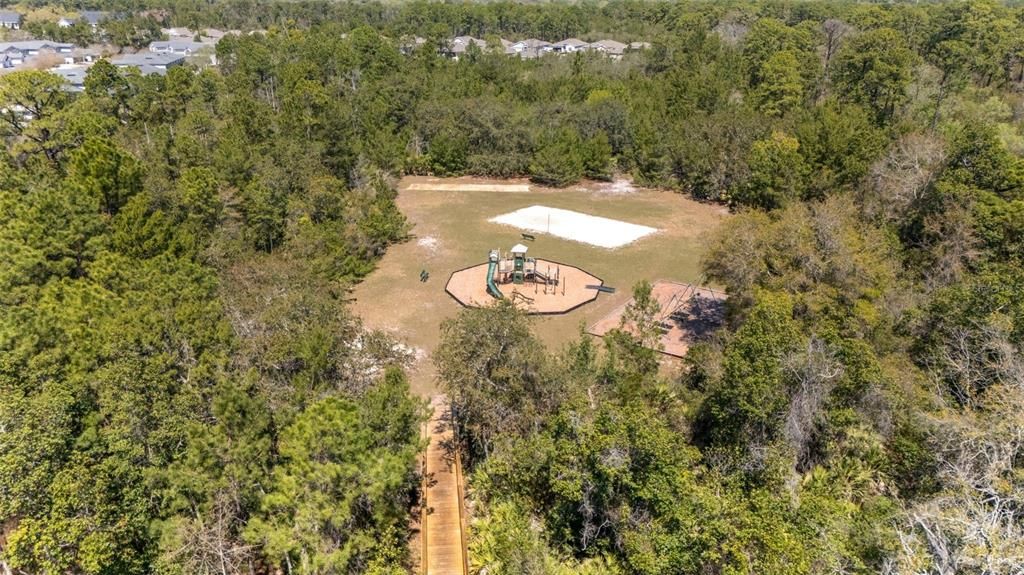 На продажу: $319,700 (3 спален, 2 ванн, 1397 Квадратных фут)