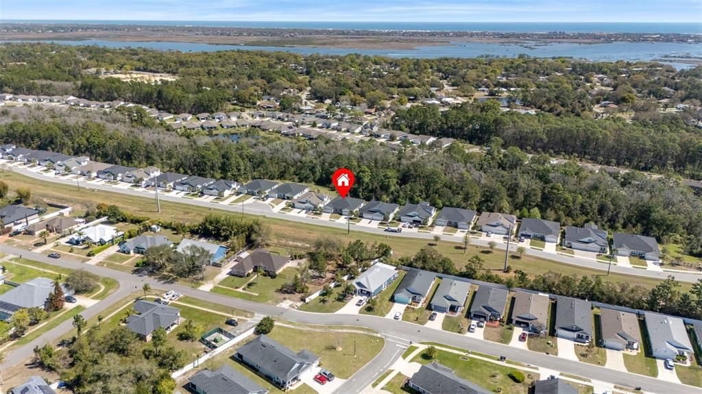 На продажу: $319,700 (3 спален, 2 ванн, 1397 Квадратных фут)