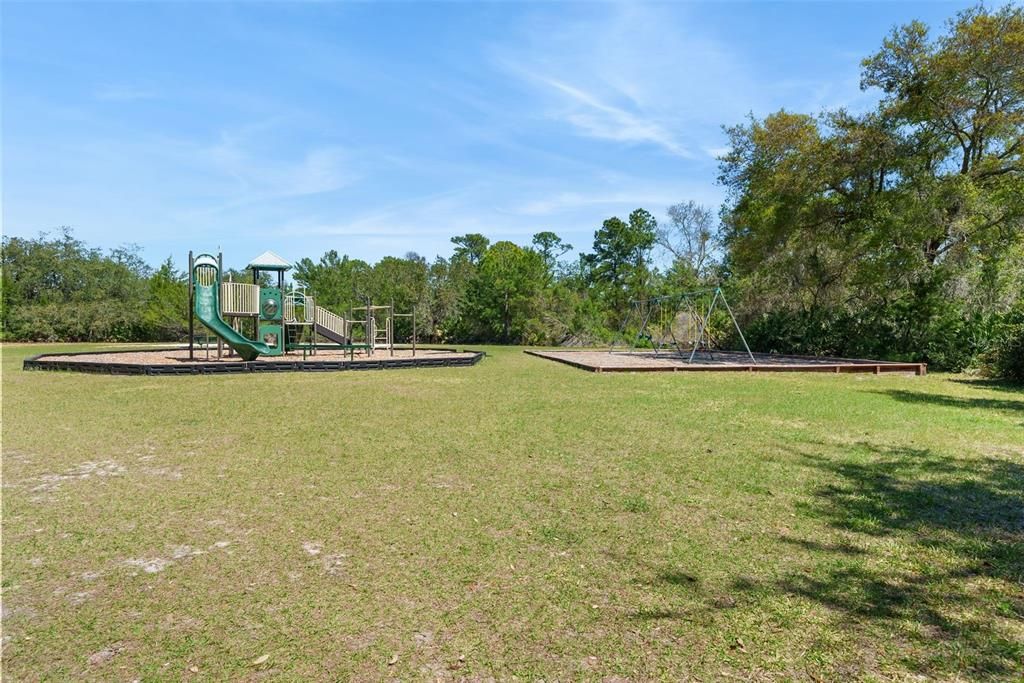 На продажу: $319,700 (3 спален, 2 ванн, 1397 Квадратных фут)