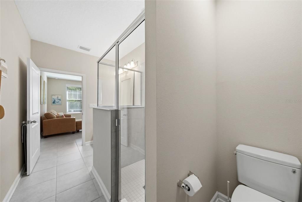 На продажу: $319,700 (3 спален, 2 ванн, 1397 Квадратных фут)