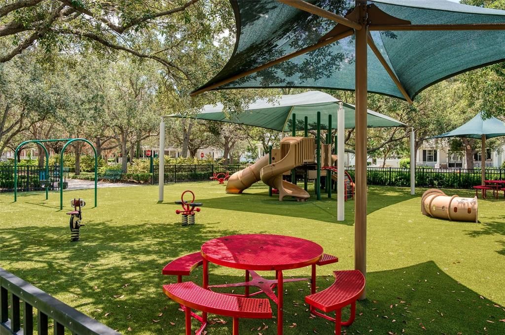 For Sale: $335,000 (1 beds, 1 baths, 830 Square Feet)