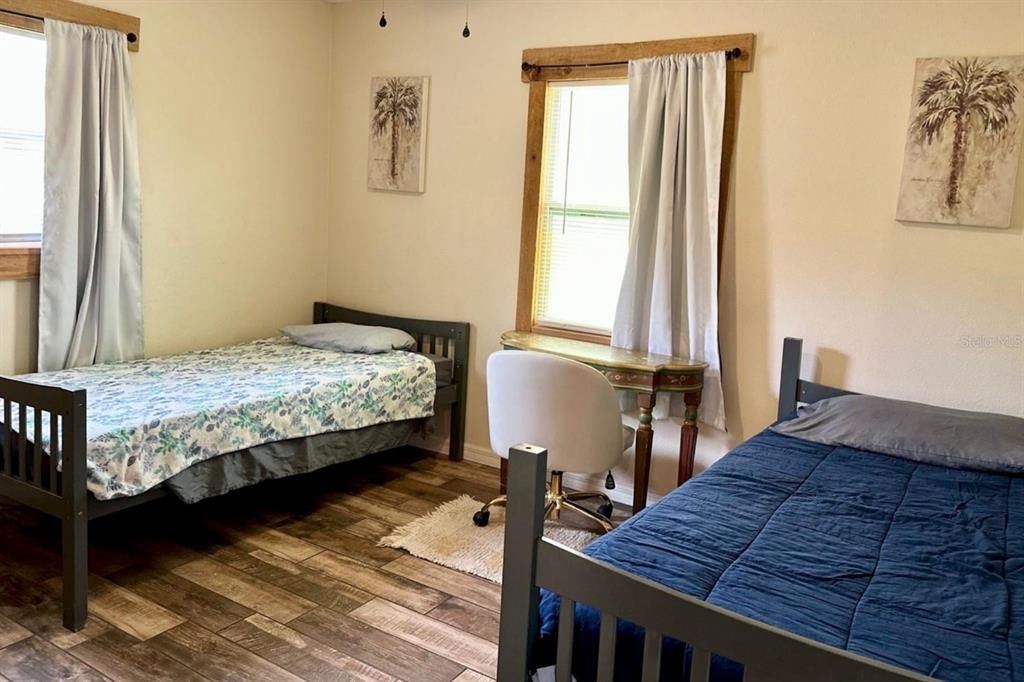 En Venta: $1,799,000 (8 camas, 4 baños, 4450 Pies cuadrados)