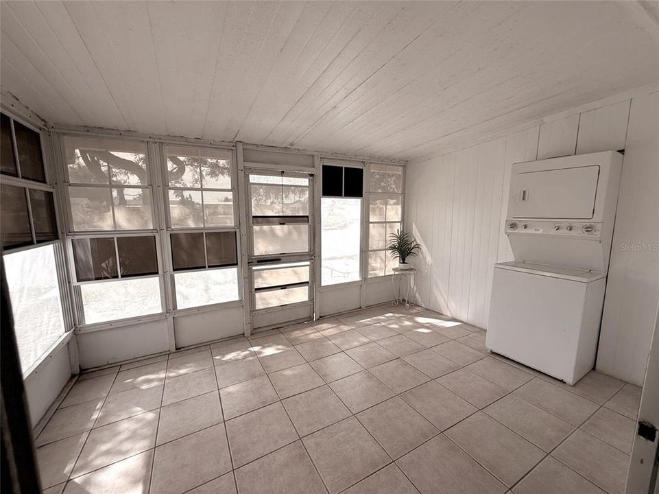 En Venta: $419,000 (4 camas, 0 baños, 1224 Pies cuadrados)