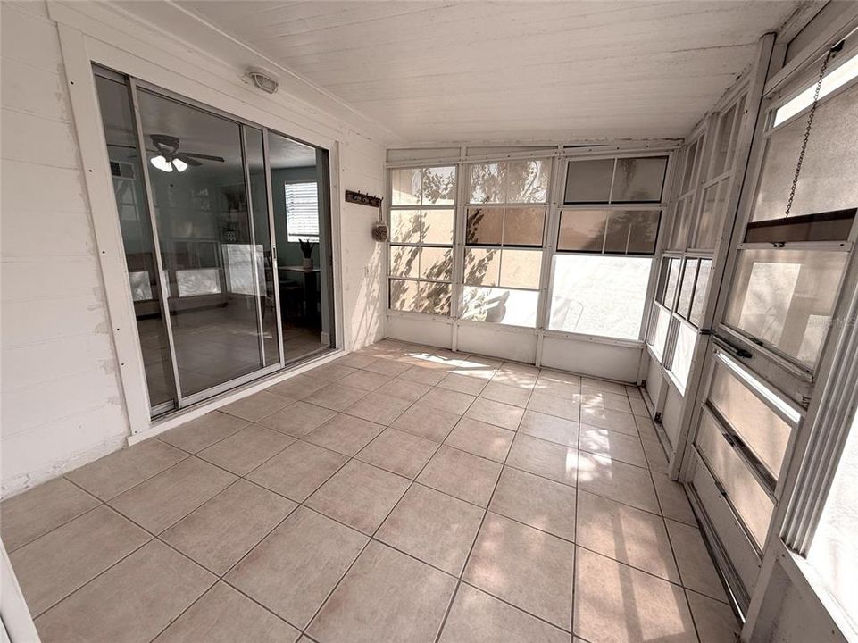 En Venta: $419,000 (4 camas, 0 baños, 1224 Pies cuadrados)