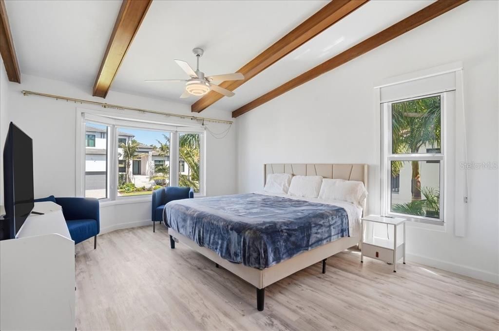 For Sale: $1,950,000 (5 beds, 3 baths, 3391 Square Feet)