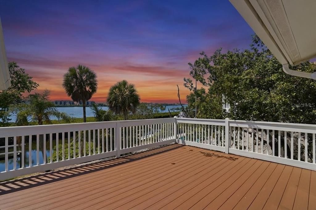 For Sale: $1,950,000 (5 beds, 3 baths, 3391 Square Feet)