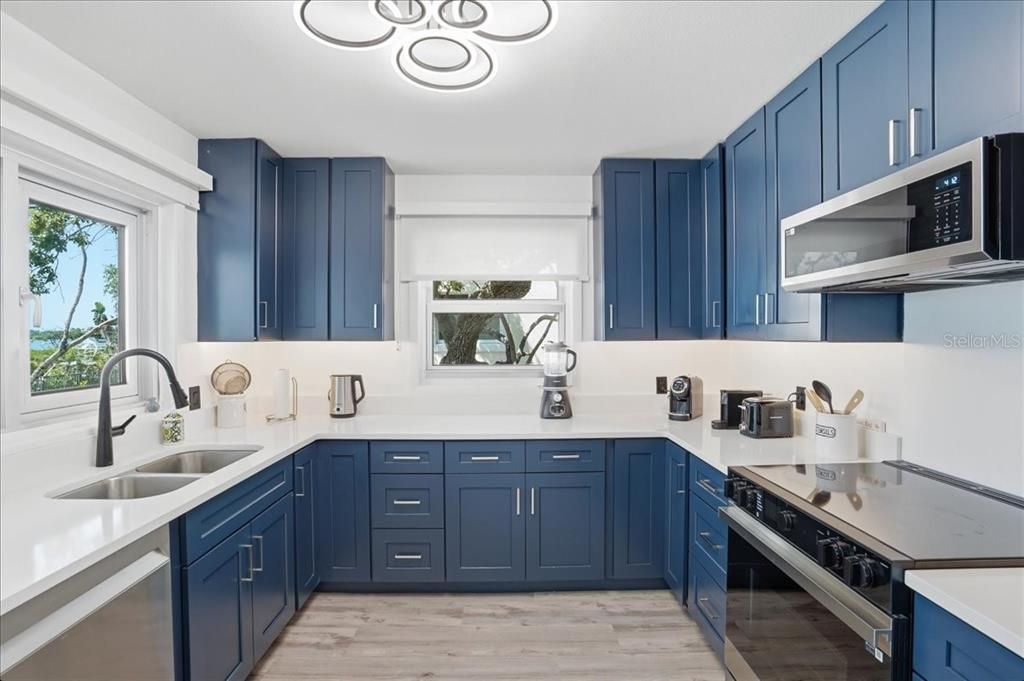 For Sale: $1,950,000 (5 beds, 3 baths, 3391 Square Feet)