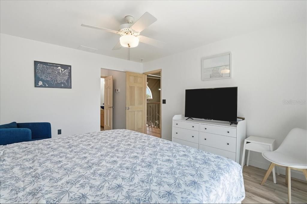 For Sale: $1,950,000 (5 beds, 3 baths, 3391 Square Feet)