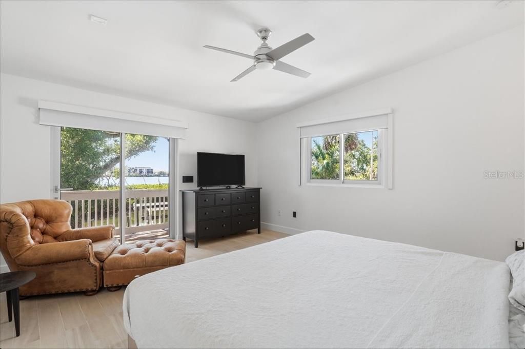 For Sale: $1,950,000 (5 beds, 3 baths, 3391 Square Feet)