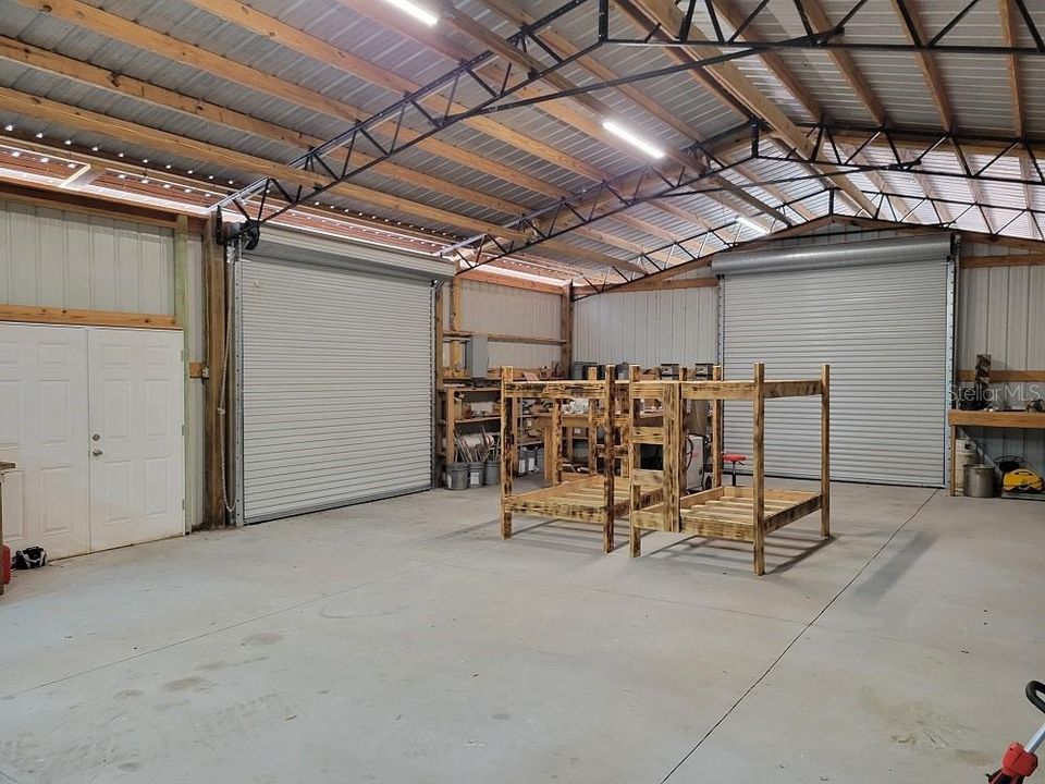 En Venta: $1,200,000 (3 camas, 2 baños, 1920 Pies cuadrados)