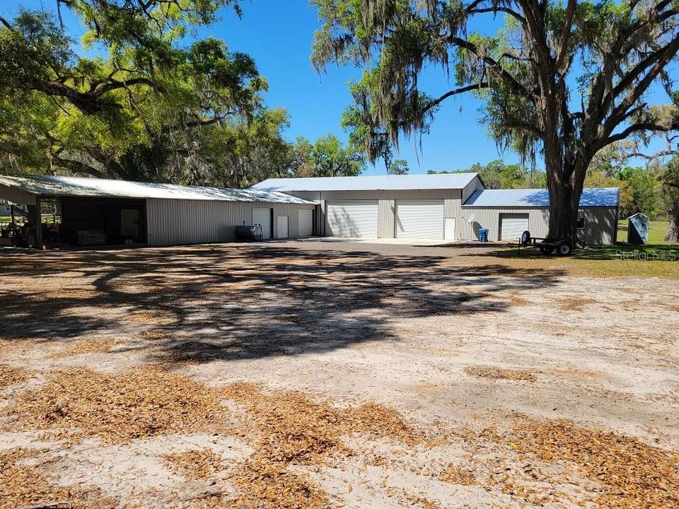 En Venta: $1,200,000 (3 camas, 2 baños, 1920 Pies cuadrados)