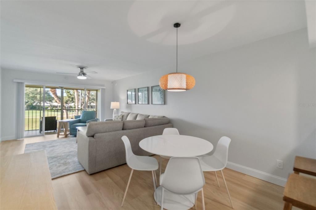 For Rent: $2,400 (2 beds, 2 baths, 1002 Square Feet)