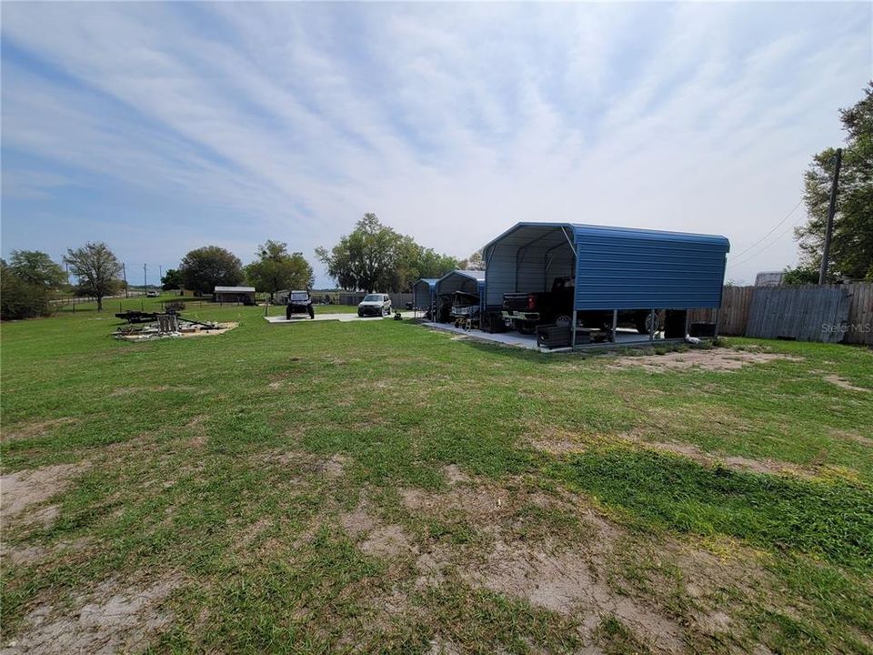 For Sale: $370,000 (4 beds, 2 baths, 1301 Square Feet)