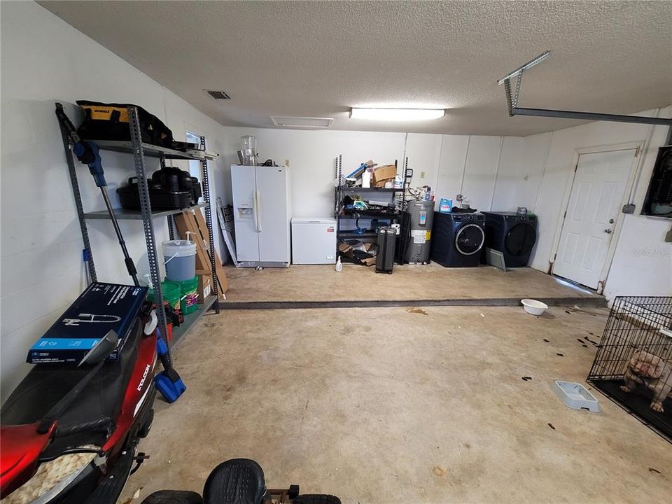 For Sale: $370,000 (4 beds, 2 baths, 1301 Square Feet)