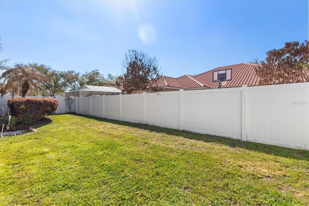 Activo con contrato: $650,000 (5 camas, 3 baños, 2740 Pies cuadrados)