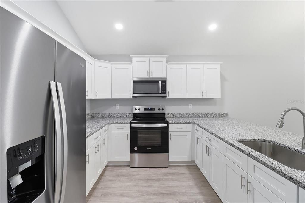 En Venta: $495,000 (3 camas, 2 baños, 2658 Pies cuadrados)