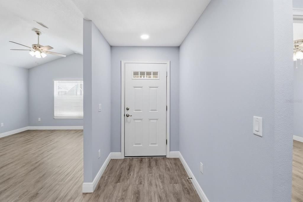 En Venta: $495,000 (3 camas, 2 baños, 2658 Pies cuadrados)