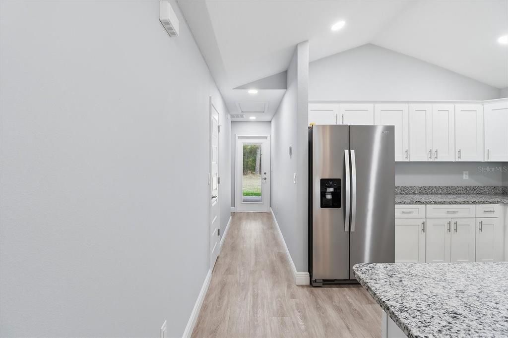 En Venta: $495,000 (3 camas, 2 baños, 2658 Pies cuadrados)