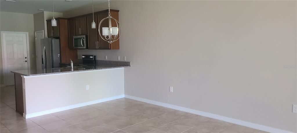 В аренду: $2,295 (2 спален, 2 ванн, 1443 Квадратных фут)