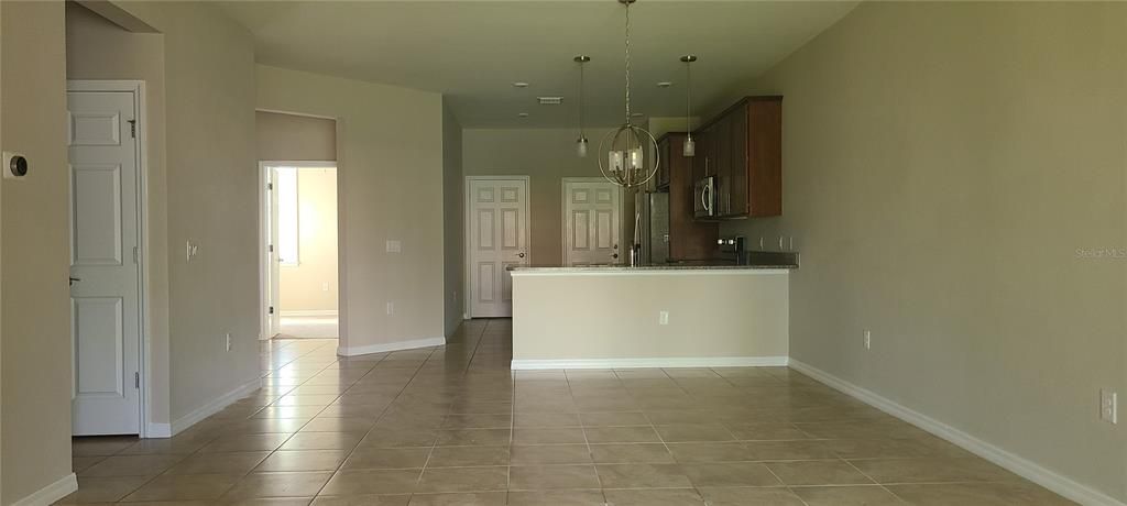 В аренду: $2,295 (2 спален, 2 ванн, 1443 Квадратных фут)