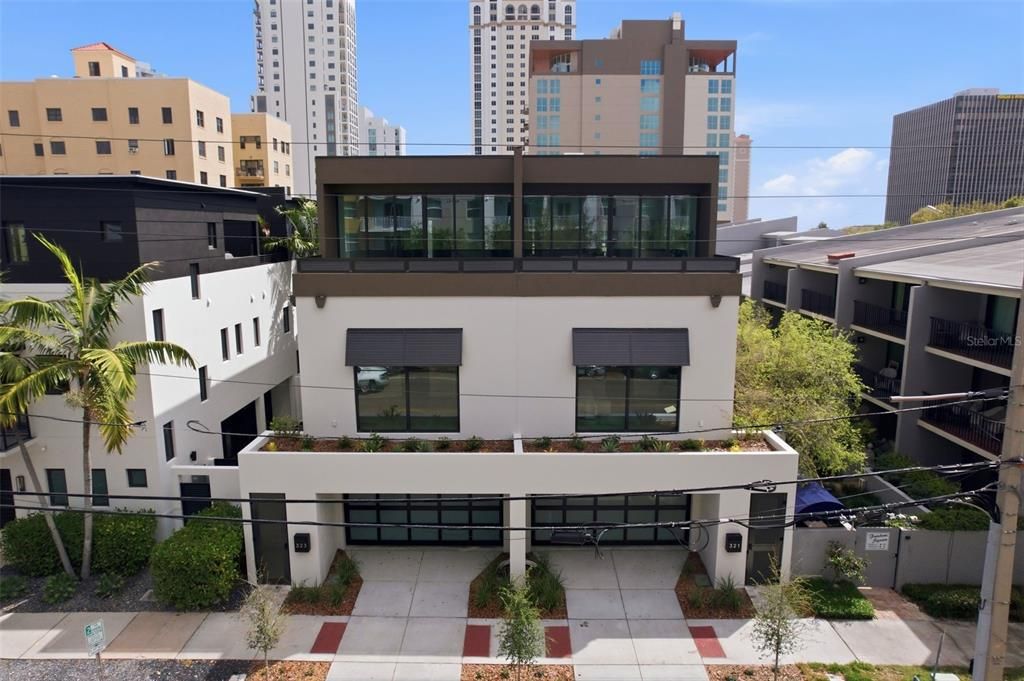 На продажу: $3,495,000 (3 спален, 4 ванн, 3861 Квадратных фут)