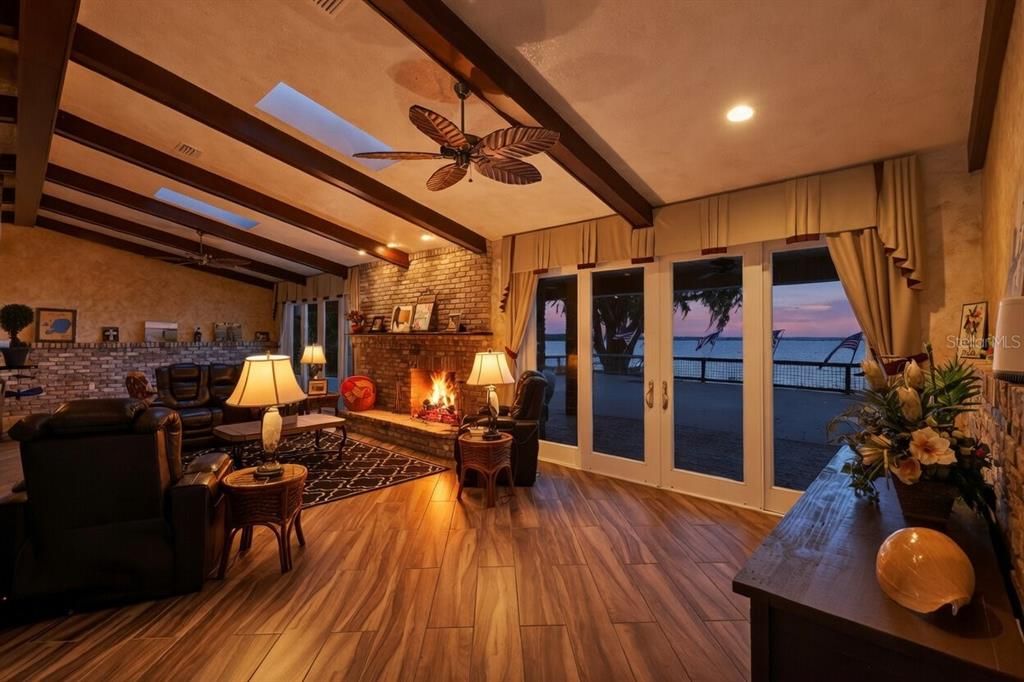 For Sale: $1,799,900 (4 beds, 4 baths, 3661 Square Feet)