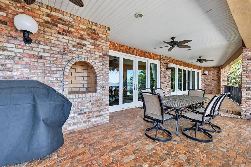 For Sale: $1,799,900 (4 beds, 4 baths, 3661 Square Feet)