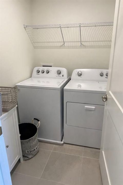 Active With Contract: $2,300 (3 beds, 2 baths, 1727 Square Feet)