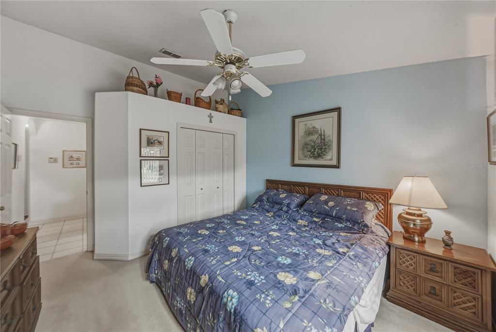 For Sale: $289,000 (3 beds, 2 baths, 1450 Square Feet)