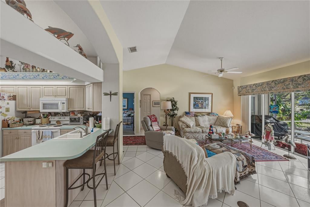 For Sale: $289,000 (3 beds, 2 baths, 1450 Square Feet)