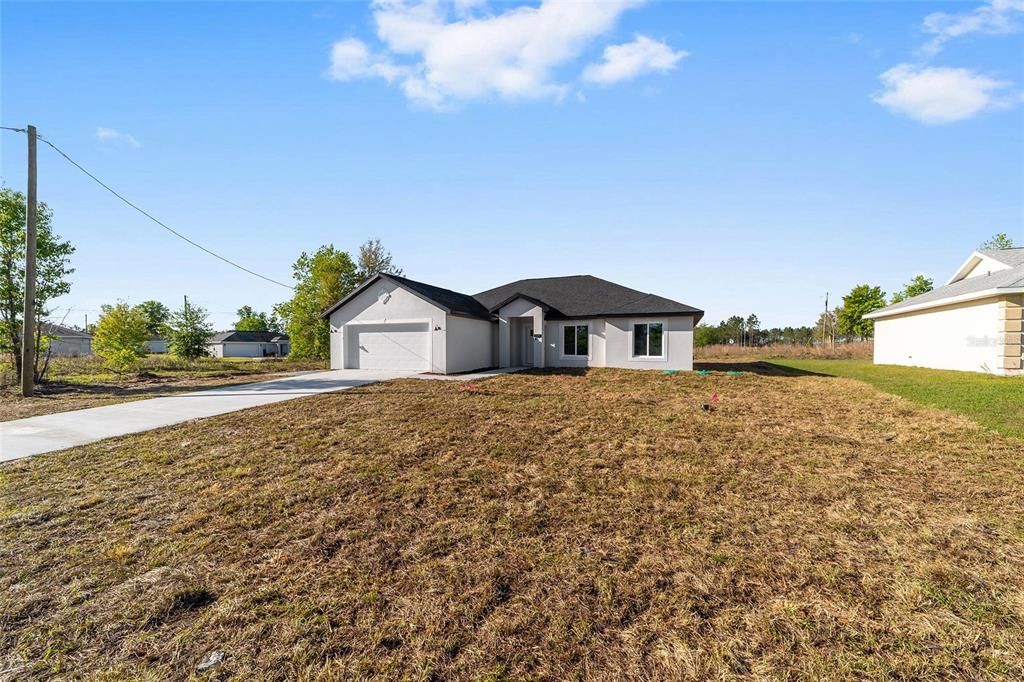 For Sale: $304,900 (4 beds, 2 baths, 1732 Square Feet)