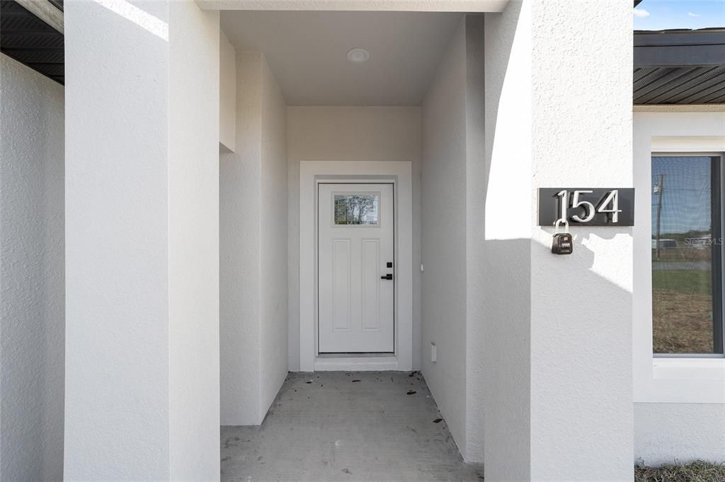 For Sale: $304,900 (4 beds, 2 baths, 1732 Square Feet)