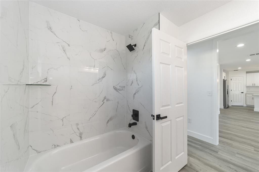 For Sale: $304,900 (4 beds, 2 baths, 1732 Square Feet)